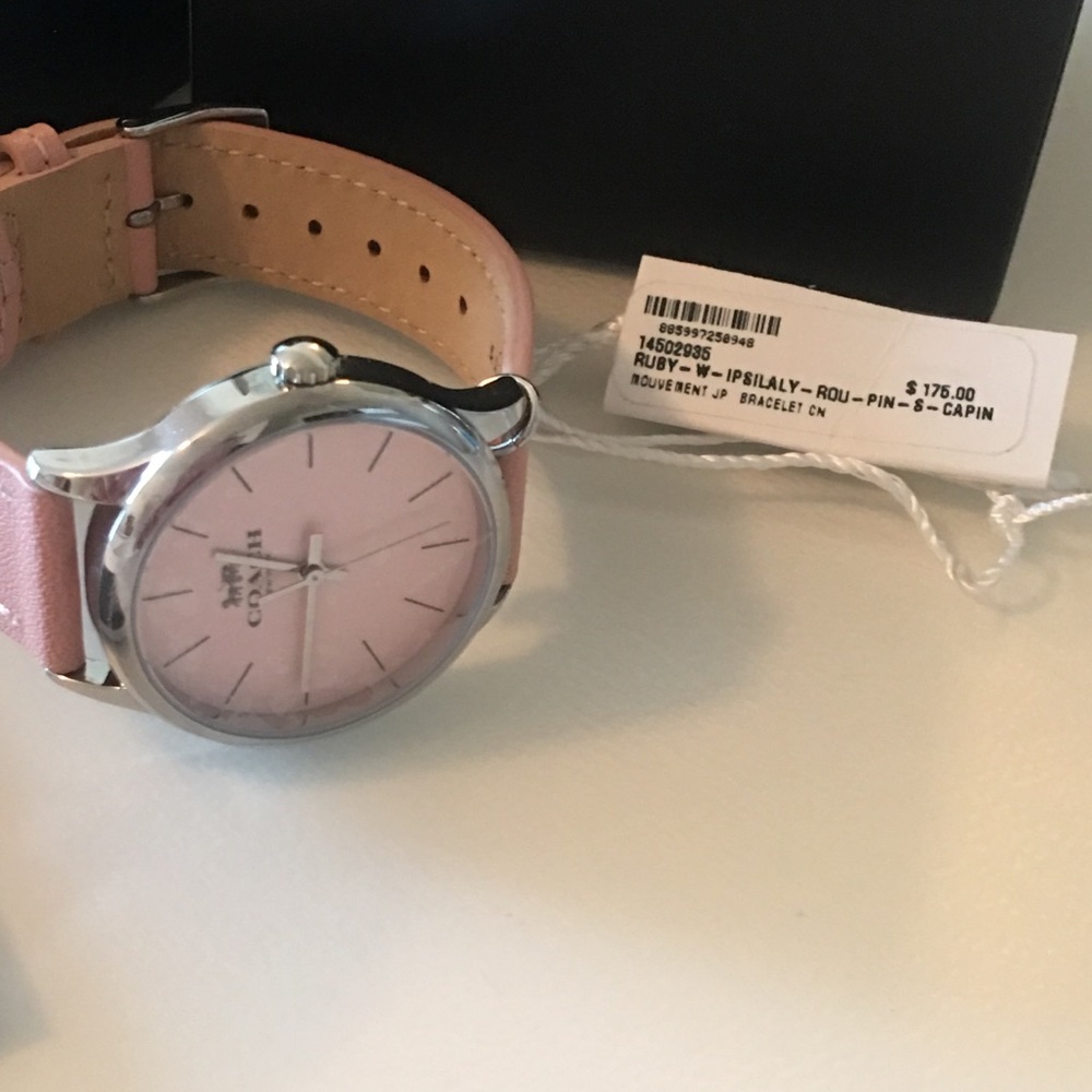 Coach pink watch - Picture 3 of 7